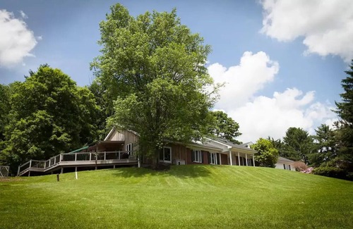 Triadelphia House | Innisfree Farms Estate House near Oglebay Park