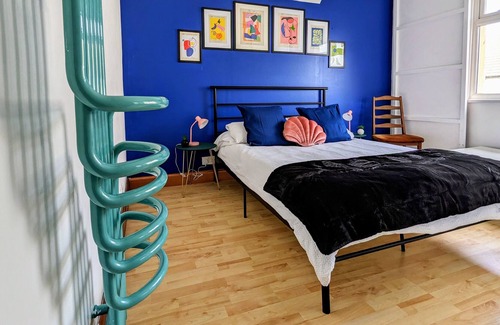 Southwick House | INNit Brighton Sea Side - 4BR House with Free Parking