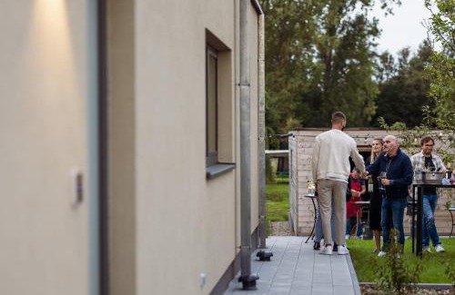 Hasselt House | Inova Guesthouse - Comfort Room with Private Bathroom and Access to Shared Facilities