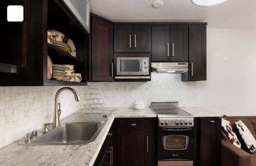 Aspen Condo | Inside Downtown Aspen! Welcome Winter! Large Kitchen; Luxury; Romantic;