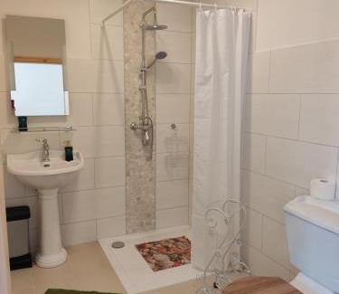 Dobbin-Linstow House | Inspektorenhaus Dobbin Ferienpension