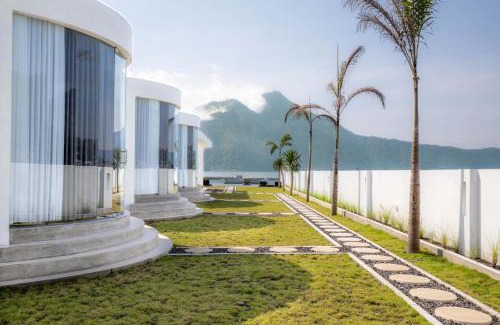 Songan House | Intan Lake View Kintamani