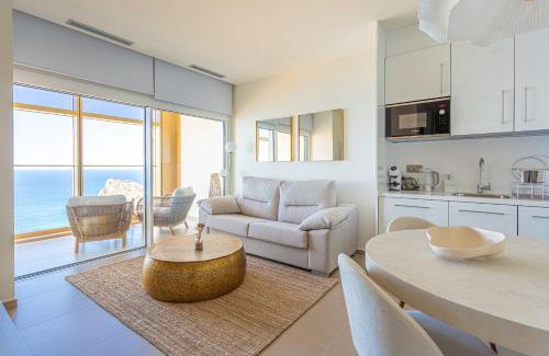 Cala Apartment | Intempo by Holuxe - 322 - 32nd floor