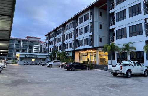 Bang Sao Thong Apartment | InterView Bangna