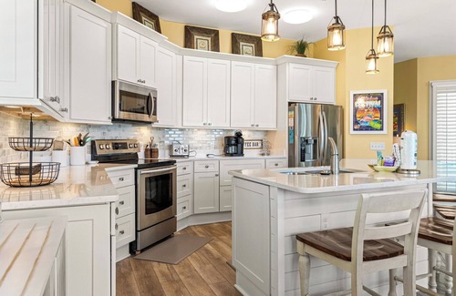 Southpointe House | Intrepid – Gulf-Front Paradise Awaits!