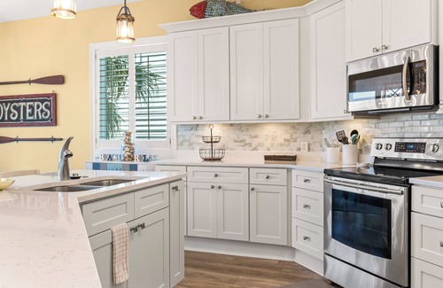 Southpointe House | Intrepid – Gulf-Front Paradise Awaits!