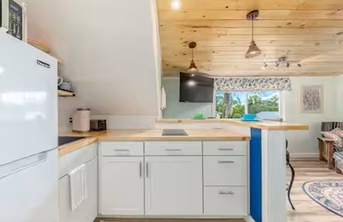 Palm City Apartment | Introducing our new Waterfront Hideaway Studio