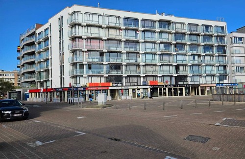 Sint-Idesbald Apartment | Invigorating and relaxing stay in our luxurious apartment 50 m from the sea