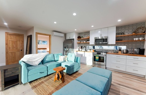 Landers Cabin | Invisible Wind Cabin - Joshua Tree