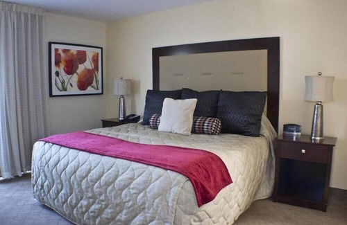 Arcadia Hotel | Inviting 2BR Condo with Tennis Courts in Scottsdale