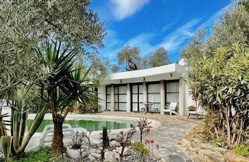 Orgiva Cottage | Inviting cottage in Órgiva with a private swimming pool