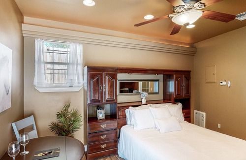 Historic District Apartment | Inviting, dog-friendly apartment with pool, hot tub, firepit & central AC