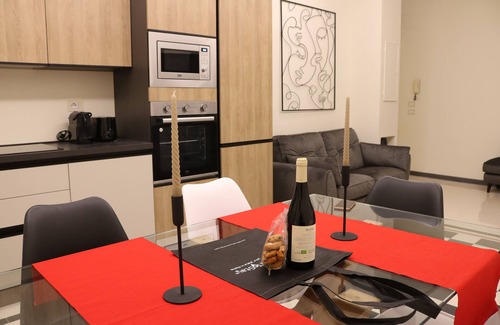 Testaccio Apartment | Irene's Home The Retreat is a modern and refined vacation home in Testaccio
