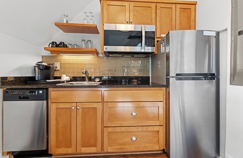 Waynesboro Resort | Iris Inn and Cabins