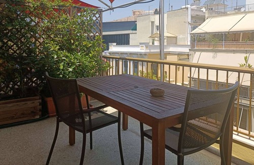 Makrigianni Apartment | Iris Penthouse Apartment