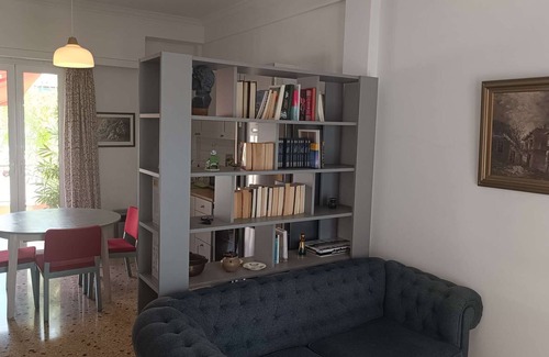 Makrigianni Apartment | Iris Penthouse Apartment