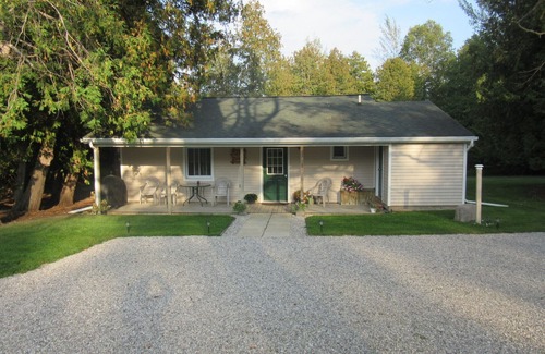 Charlevoix House | IRONTON COTTAGE - Two Bedroom Home - Great Location
