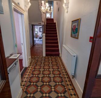 Bont Newydd House | Isfryn Holiday Let
