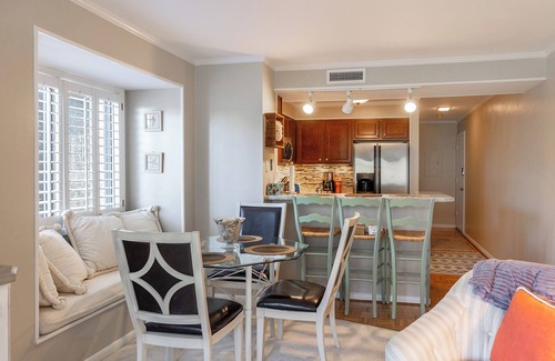 Atlantic Beach Condo | Island Beach Racquet Club 105H, Soundside Condo in Atlantic Beach, NC!