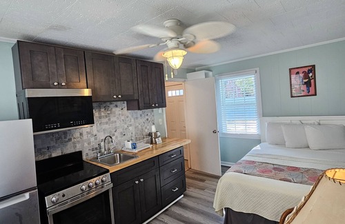 Manteo Hotel | Island Guesthouse and Motel