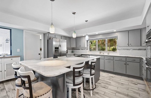 Nokomis House | Island Pool House on exclusive Casey Key in South Sarasota.