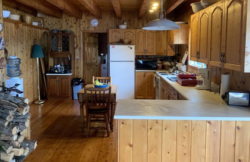 Manitoulin District Cabin | Island Vacation Home