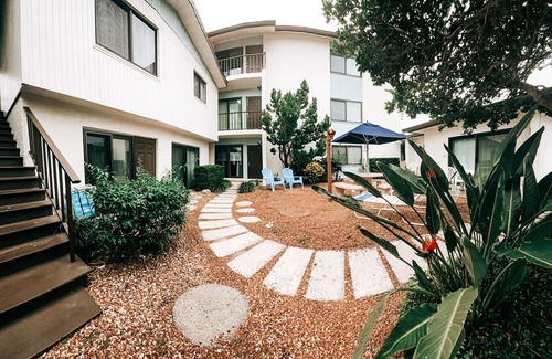 Sarasota Condo | Island Vibes + Modern Comfort at Lido Beach!
