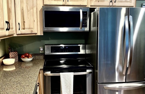 Spooner House | Island View Lake Home ~ Year-Round Quiet Lakelife