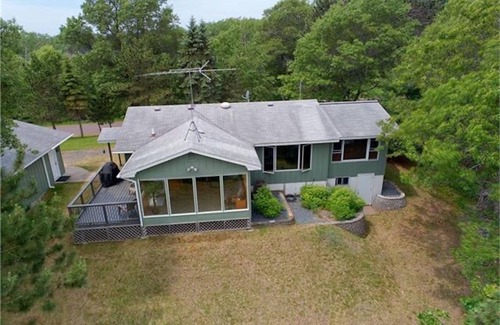 Spooner House | Island View Lake Home ~ Year-Round Quiet Lakelife