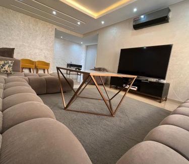 Cite Al Mohammadi Apartment | Islane vue piscine