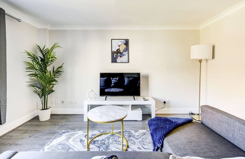 Island Gardens Apartment | Isle Of Dogs Luxury Apartment - 5 min from Canary Wharf