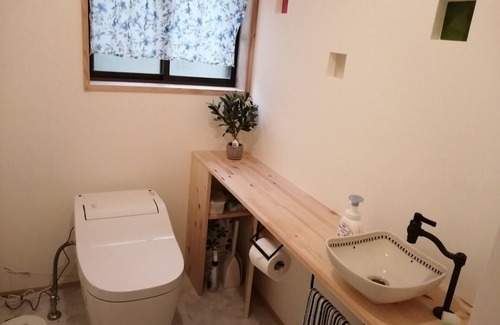 Azumino House | It is a private inn nestled in the woods Please f/Azumino Nagano