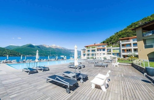 Maccagno Apartment | 2 bedroom Lake Maggiore apartment with pool