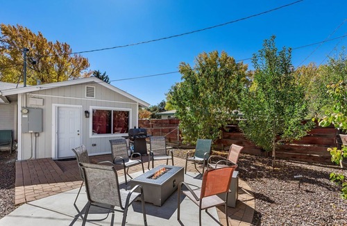 Flagstaff House | It's Aspen time in Flagstaff | Local Discounts