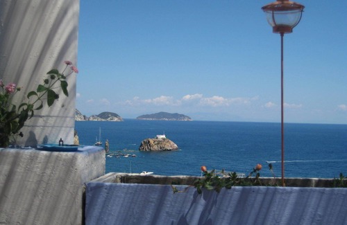 Ponza Villa | ITALY - PONZA Villa with large equipped terrace. Stunning views of the sea