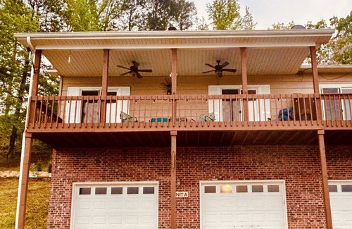 Jones Mills House | It’s summertime! Come relax at Tranquil Lake Catherine townhome