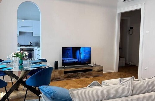 Citta Nuova-Barriera Nuova-San Vito-Citta Vecchia Apartment | IVI - Boutique Home