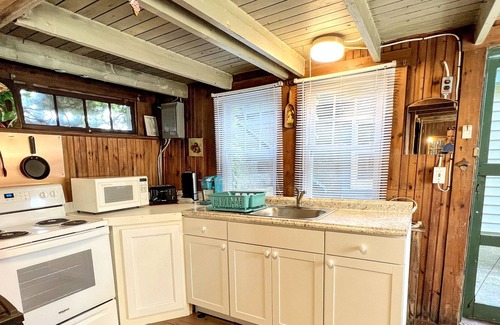 York Beach House | Ivy Cottage - Ocean Front! Rustic cottage steps away from Nubble Lighthouse and Long Sands Beach
