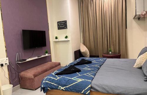 Andheri West Apartment | Ivy Splendour Private Studio B, Oshiwara