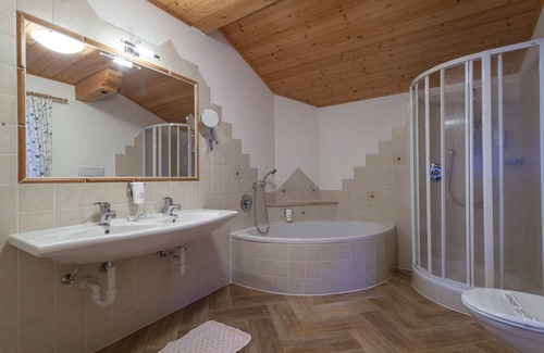 San Leonardo in Passiria Hotel | Jägerhof Geniesser & Wanderhotel