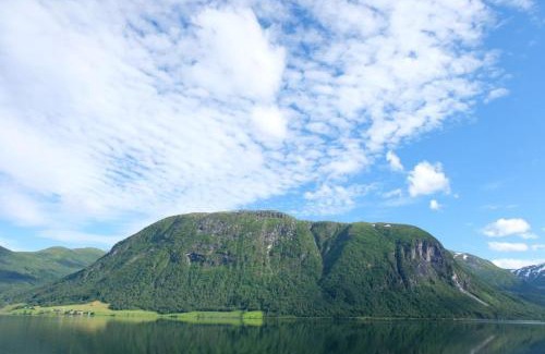 Jolster House | Jølster Lake View