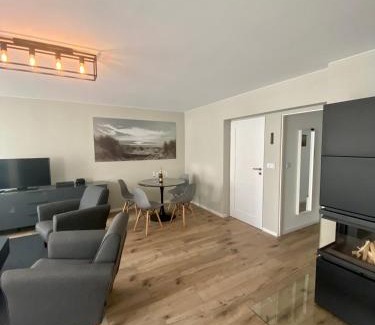 Lukecin Apartment | J.A.C.K.E.S.