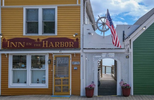 Stonington Apartment | J & E Riggins - Inn on the Harbor