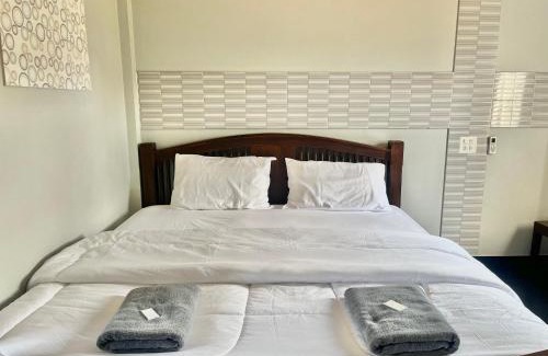 Uttaradit Hotel | J2 INN