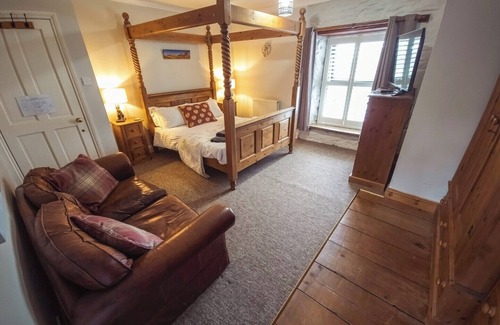 Whitland Hotel | Jabajak Vineyard–Your Exclusive Adults Only Big House Escape in Carmarthenshire