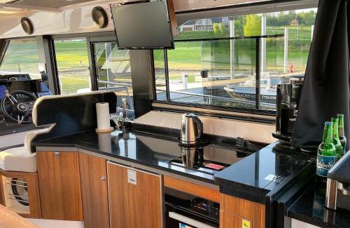 Grodek Nad Dunajcem Boat Rental | Jacht łódź Northman 1200-elektryczny