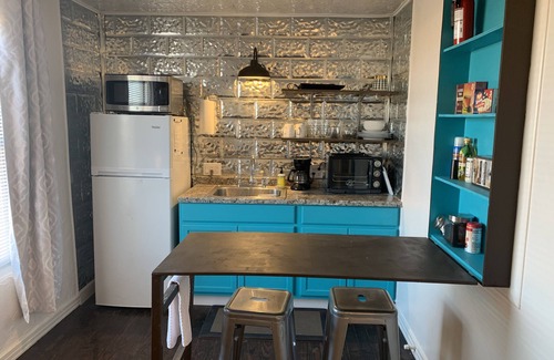 San Angelo Apartment | Jackalope Suite in Downtown San Angelo