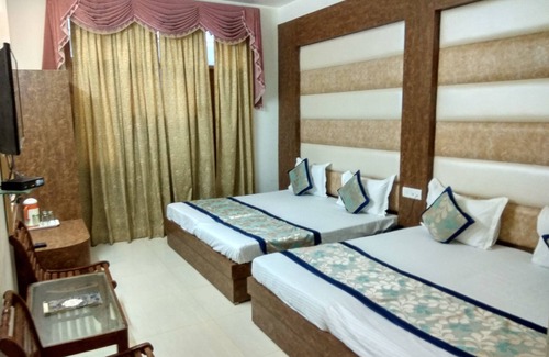 Katra Hotel | Jagdish Residency