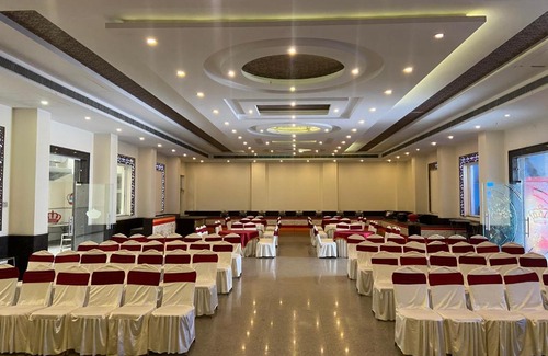Jalandhar Hotel | Jalandhar Corporate Suites & Banquet Hall