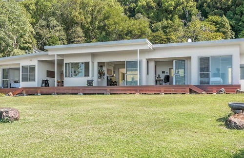 Myocum House | Jali Burugar - serene hinterland retreat with pool